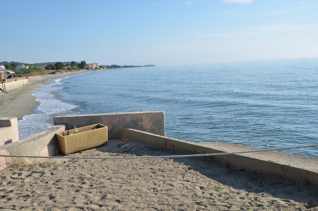 Residence De Tourisme Le Clos Des Vendanges Мориани Плаж Екстериор снимка