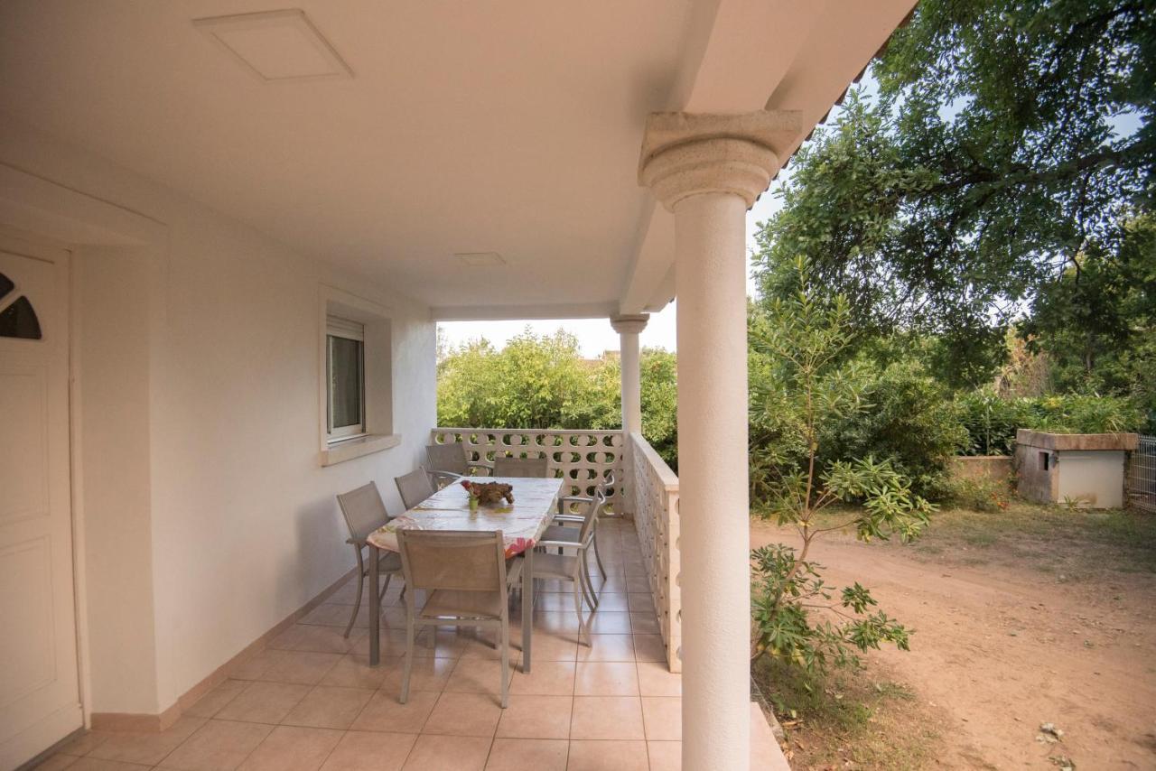 Residence De Tourisme Le Clos Des Vendanges Мориани Плаж Екстериор снимка