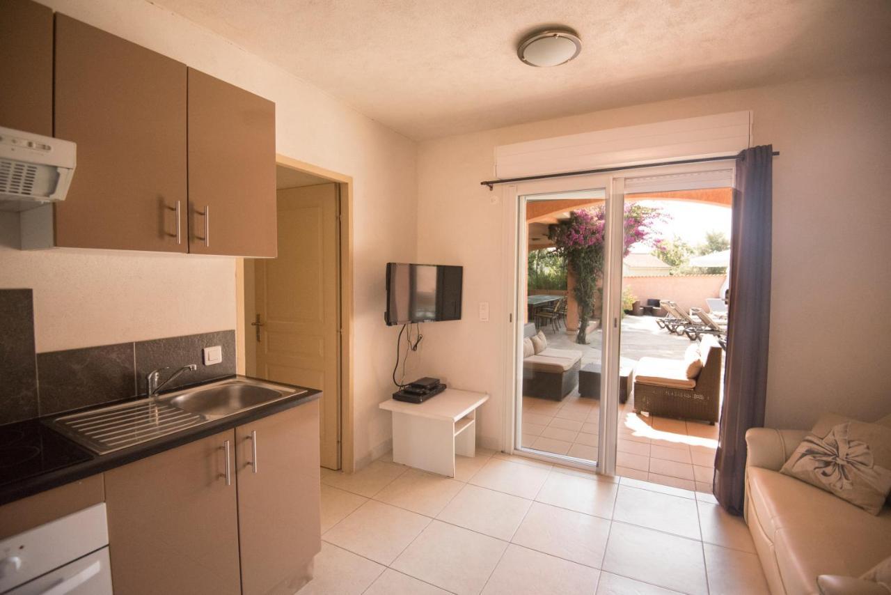 Residence De Tourisme Le Clos Des Vendanges Мориани Плаж Екстериор снимка